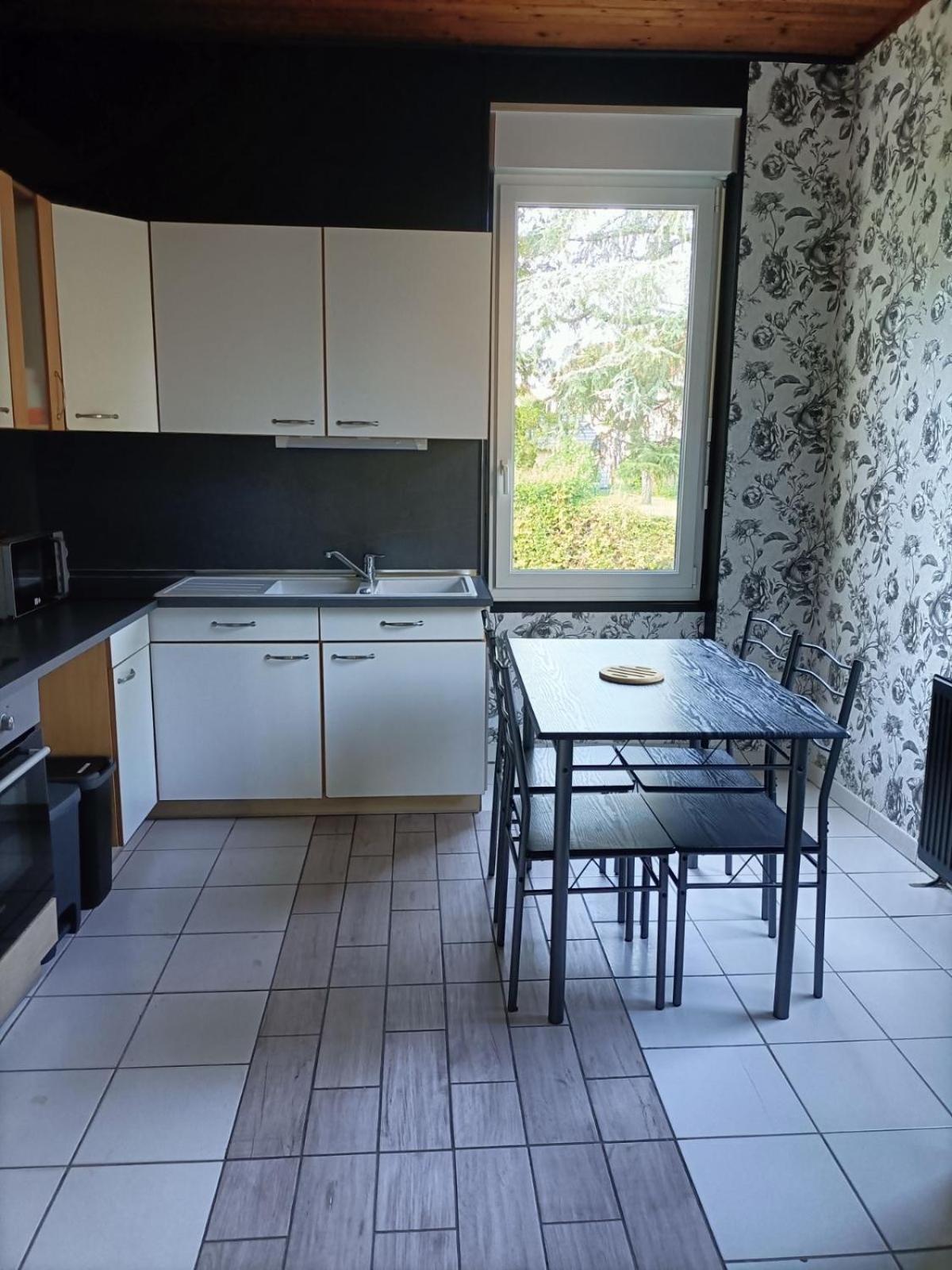 Maison 3 Chambres - Chez Florence Yzeure Ngoại thất bức ảnh